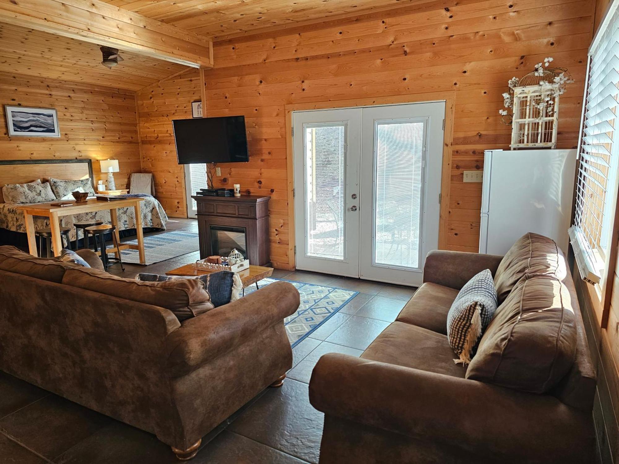 5 Min To Beaver Lake-King Bed-Fire Pit-Jetted Tub #3 Eureka Springs Extérieur photo