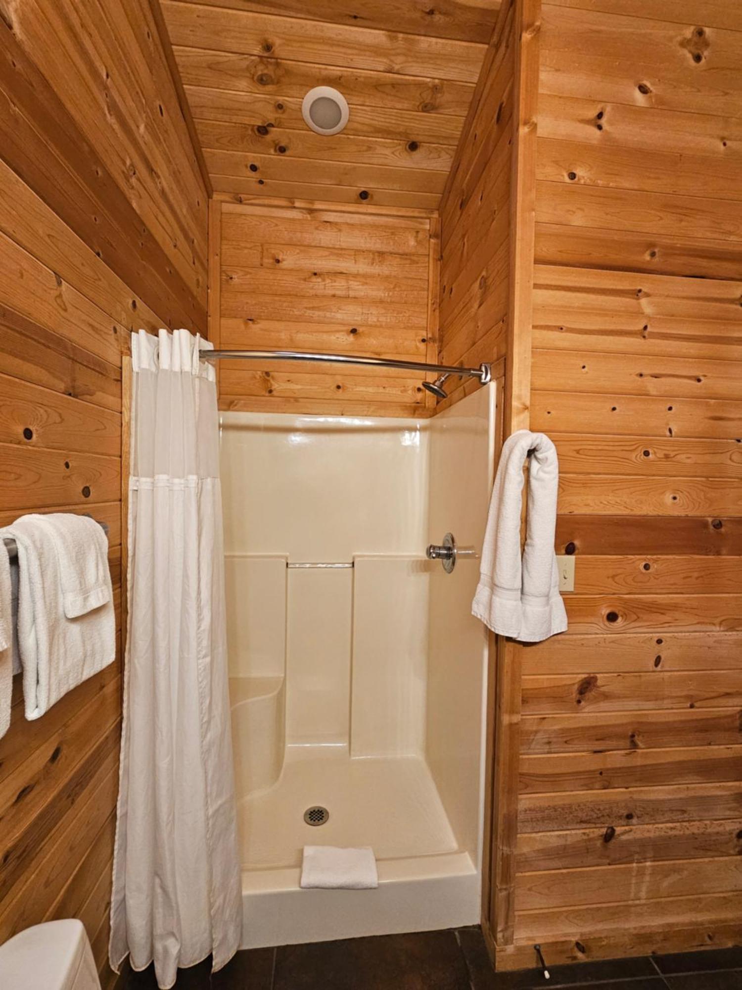 5 Min To Beaver Lake-King Bed-Fire Pit-Jetted Tub #3 Eureka Springs Extérieur photo